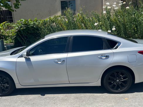 Used 2018 Nissan Altima 2.5 SL image 4