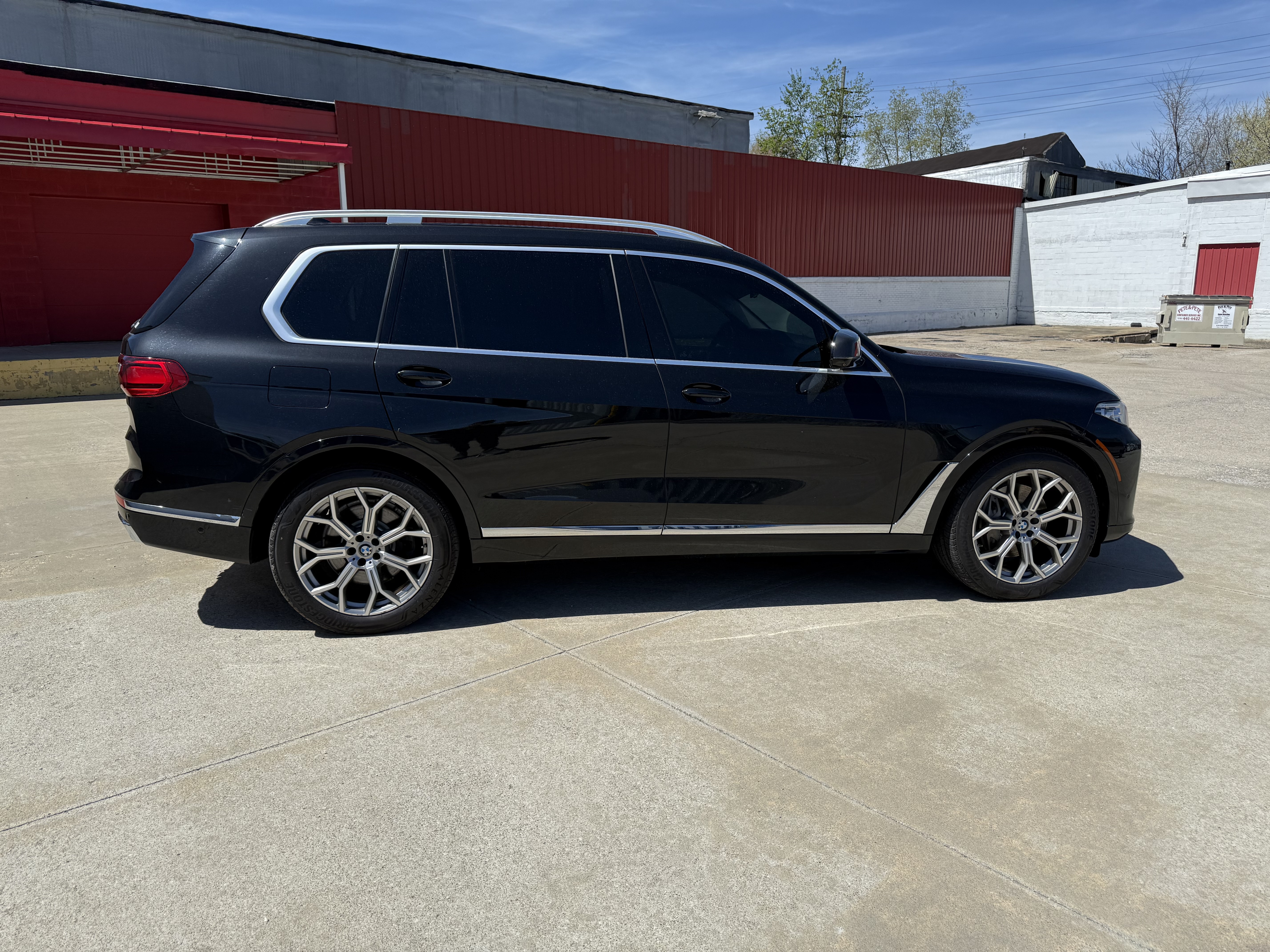 Used 2020 BMW X7 xDrive40i w/ Premium Package AWD/4WD image 6