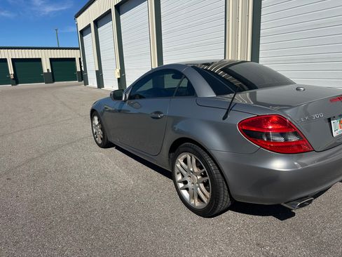 Used 2009 Mercedes-Benz SLK 300 SLK 300 Roadster 2D image 5