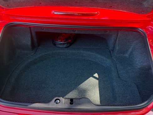 Used 2004 Ford Thunderbird RWD image 8