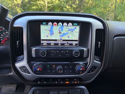 Used 2018 GMC Sierra 1500 SLT AWD/4WD image 14