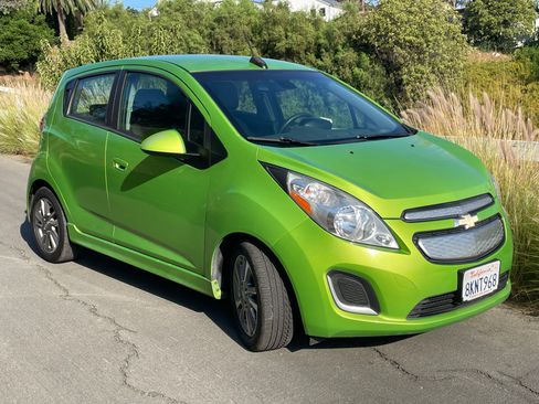 Used 2016 Chevrolet Spark LT image 4