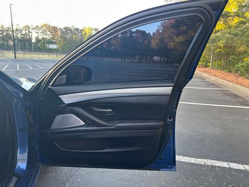 Used 2013 BMW M5 image 27