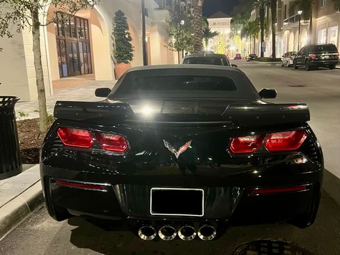 Used 2014 Chevrolet Corvette Stingray Convertible w/ 2LT Preferred Equipment Group image 6