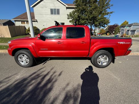 Used 2015 Toyota Tacoma 4x4 Double Cab image 5