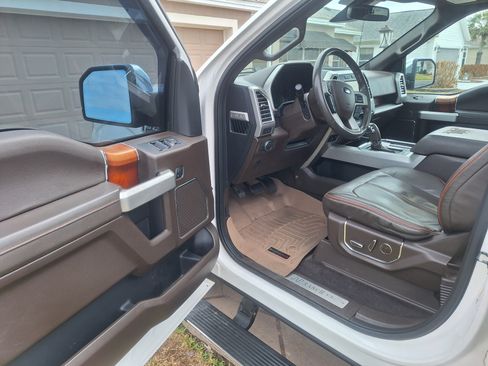 Used 2015 Ford F150 King Ranch w/ Equipment Group 601A Luxury image 6