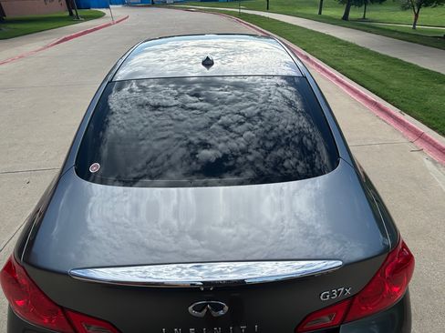Used 2011 INFINITI G37 x Sedan w/ Premium Pkg AWD/4WD image 14