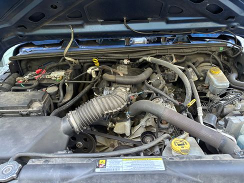 Used 2010 Jeep Wrangler Unlimited Sport image 12