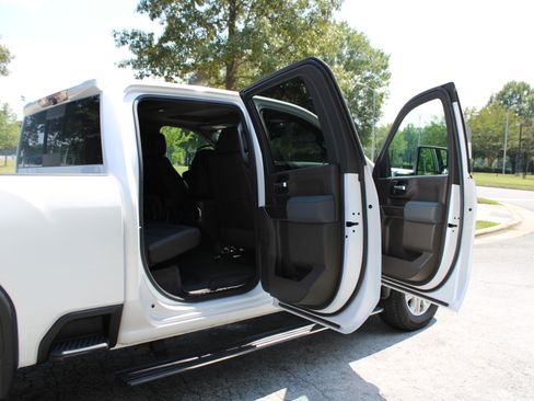 Used 2021 GMC Sierra 2500 Denali w/ Denali Ultimate Package AWD/4WD image 16