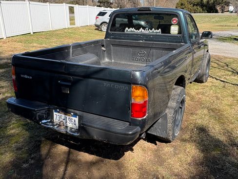 Used 1998 Toyota Tacoma 2WD Regular Cab image 9