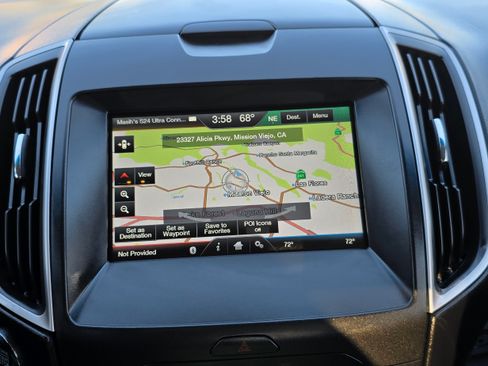 Used 2015 Ford Edge SEL w/ Equipment Group 201A image 16