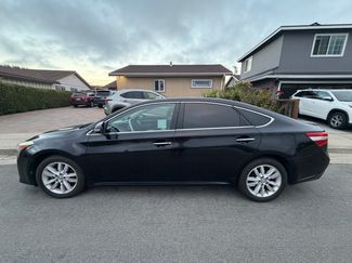 Used 2015 Toyota Avalon XLE FWD video 1