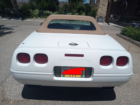 Used 1996 Chevrolet Corvette Convertible image 6