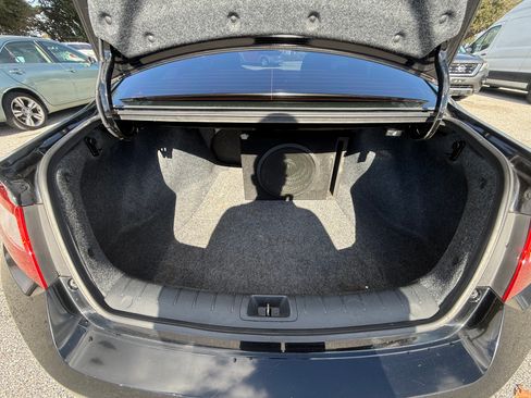 Used 2015 Honda Accord EX-L image 8