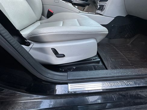 Used 2014 Mercedes-Benz GLK 250 BlueTEC 4MATIC image 18