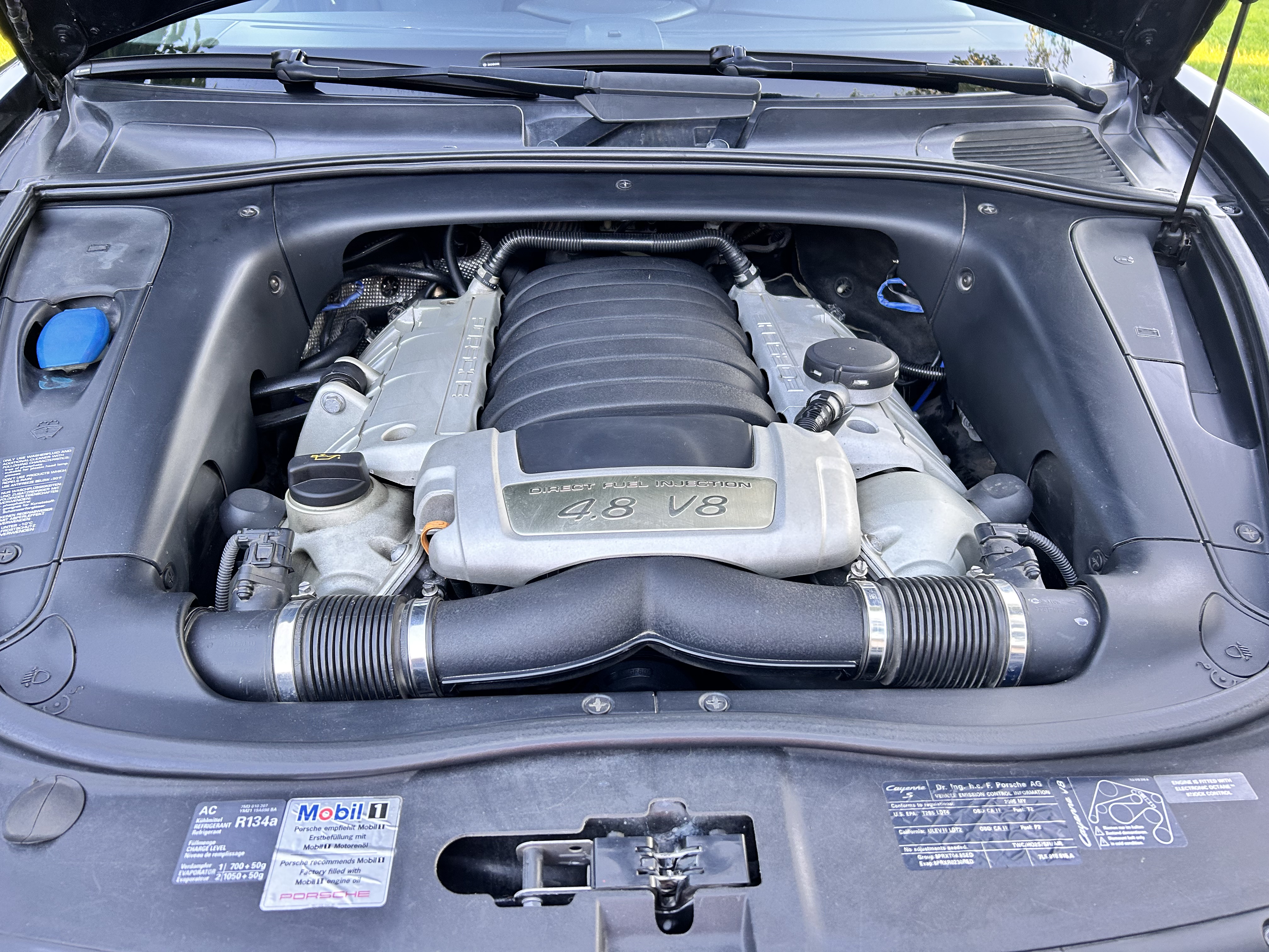 Used 2008 Porsche Cayenne S AWD/4WD image 16