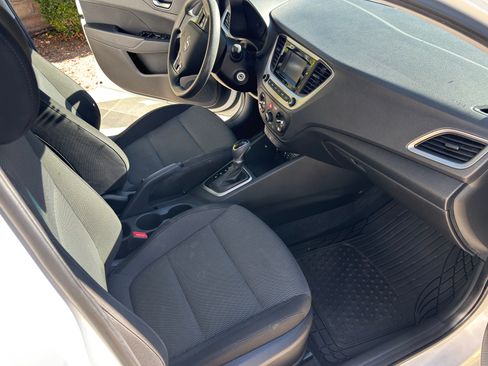 Used 2019 Hyundai Accent SE image 13