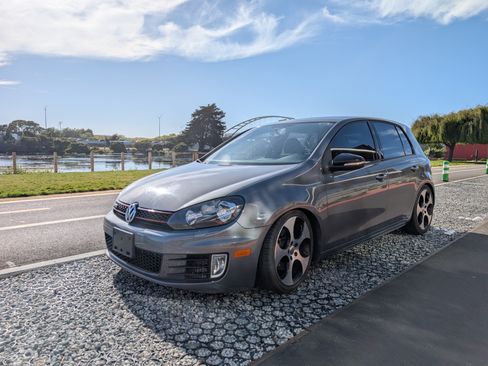 Used 2012 Volkswagen GTI 4-Door image 1
