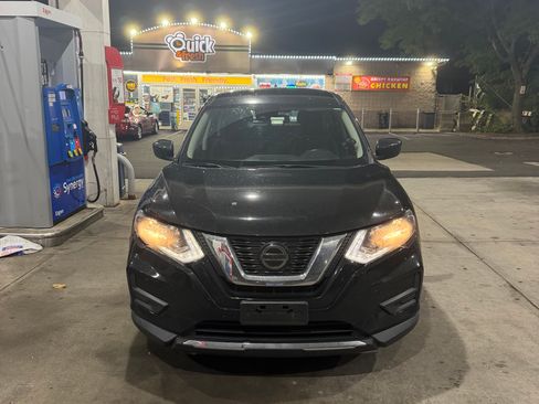 Used 2020 Nissan Rogue S AWD/4WD image 1