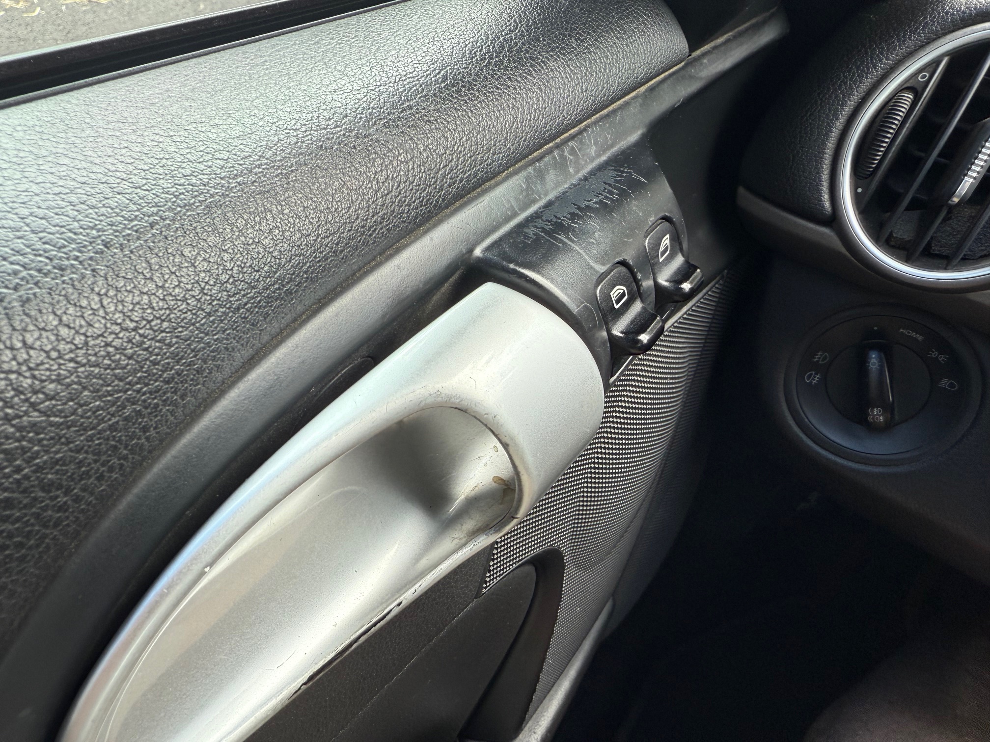 Used 2006 Porsche Boxster RWD image 13