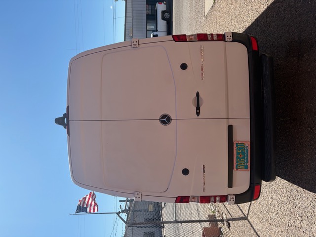 Used 2015 Mercedes-Benz Sprinter 2500 image 17