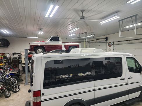 Used 2016 Mercedes-Benz Sprinter 2500 image 4