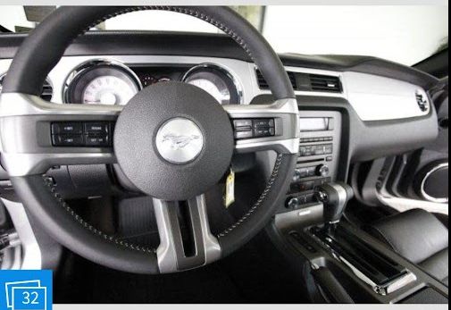 Used 2012 Ford Mustang Premium RWD image 27
