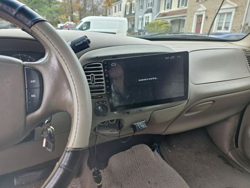 Used 2001 Ford F150 4x4 SuperCrew image 13