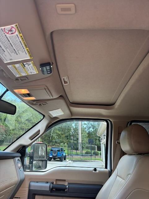 Used 2016 Ford F250 Lariat w/ Lariat Ultimate Package AWD/4WD image 25