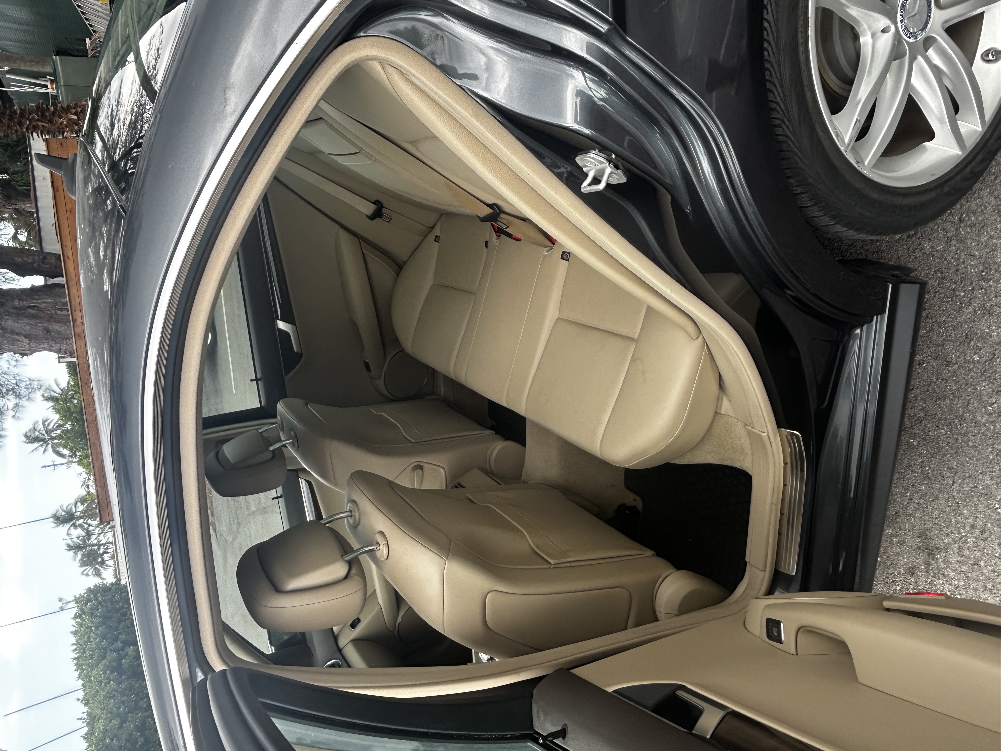 Used 2013 Mercedes-Benz C 250 Sedan image 9