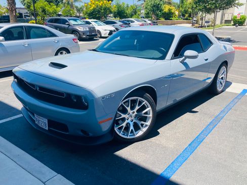 Used 2021 Dodge Challenger R/T w/ Driver Convenience Group image 24