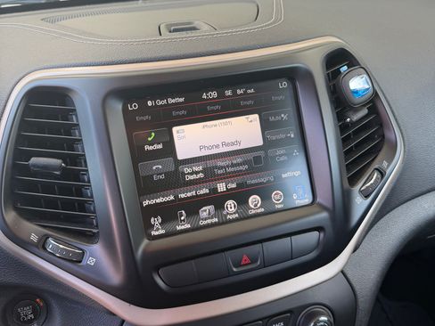 Used 2014 Jeep Cherokee Limited AWD/4WD image 6