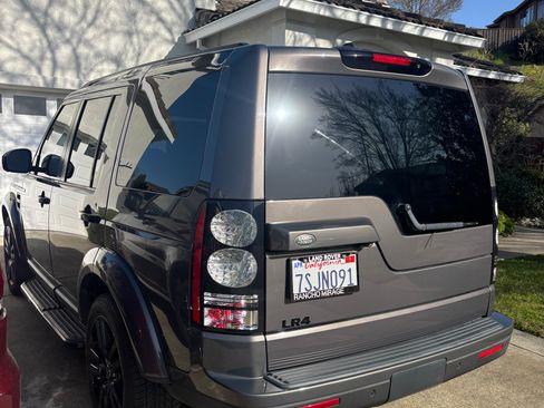 Used 2016 Land Rover LR4 HSE Silver Edition image 5