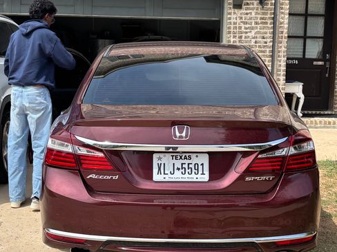 Used 2017 Honda Accord Sport image 1