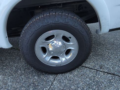 Used 1999 Ford F150 Long Bed image 2