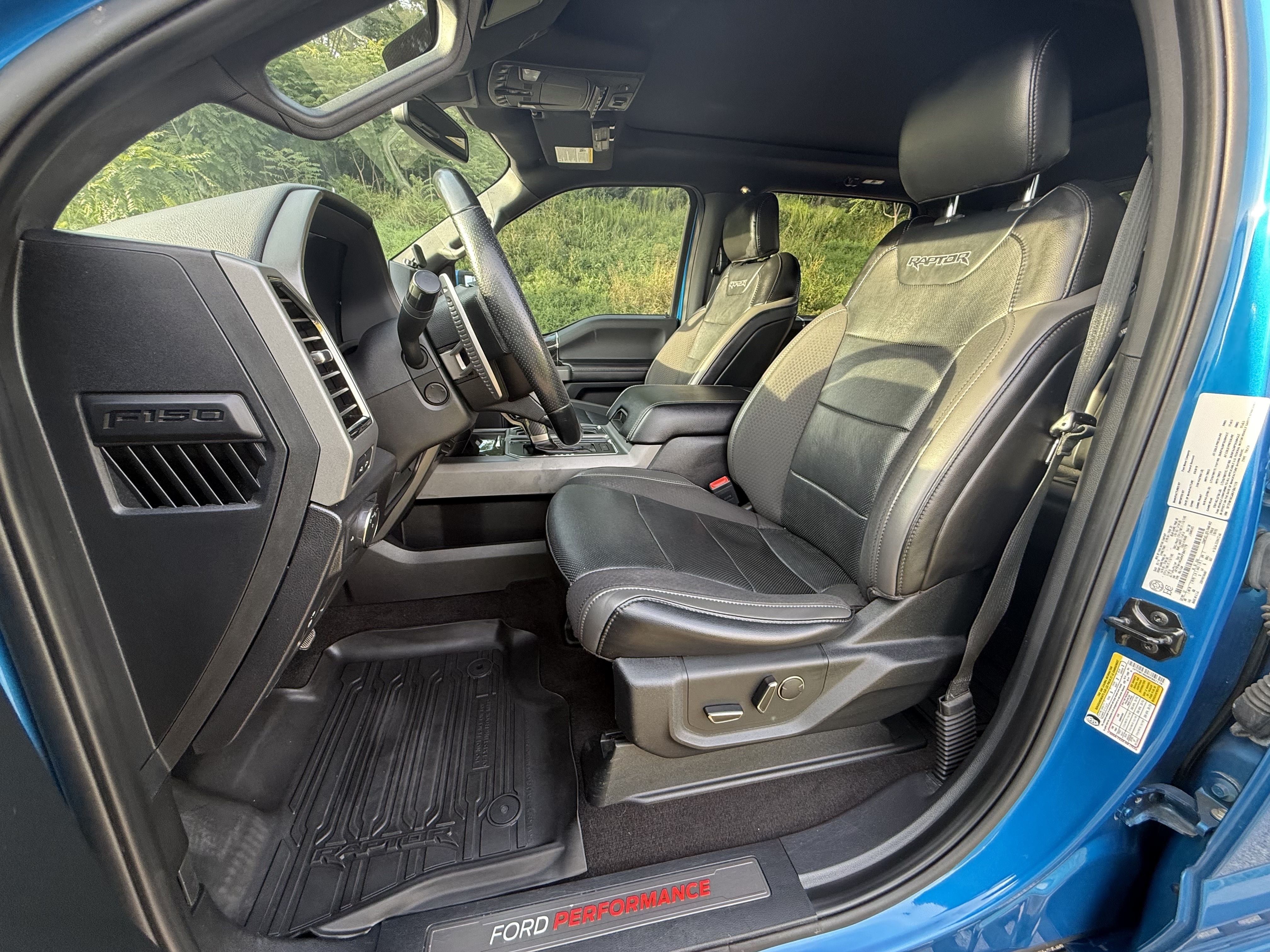 Used 2019 Ford F150 Raptor w/ Equipment Group 802A Luxury AWD/4WD image 20