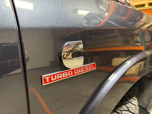 Used 2022 RAM 2500 Limited image 8