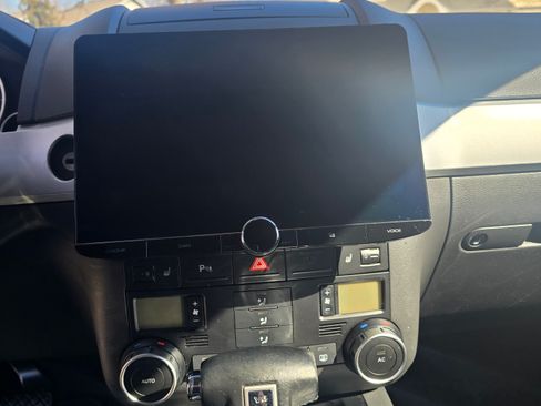 Used 2008 Volkswagen Touareg V6 image 13