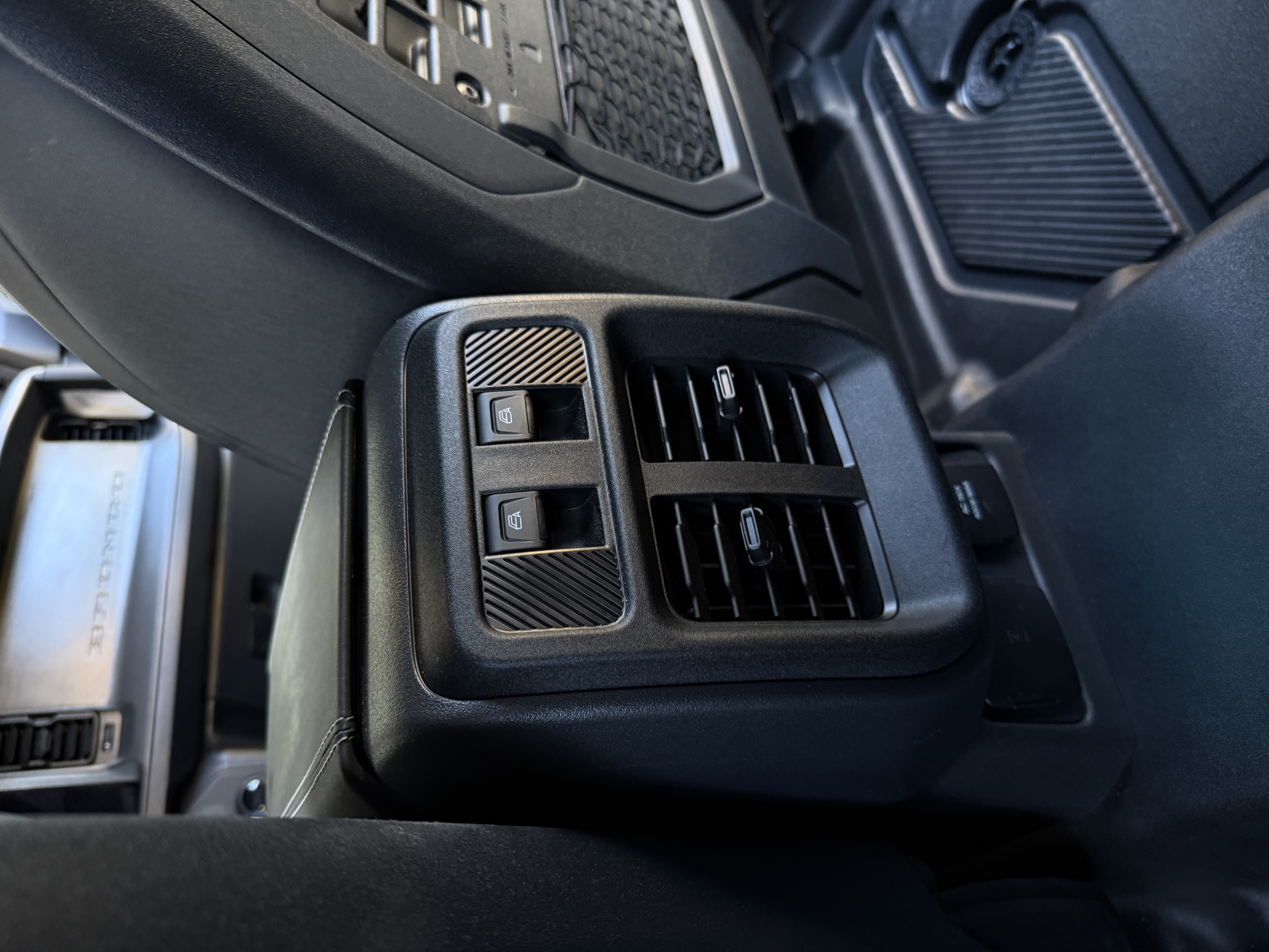 Used 2025 Ford Bronco Big Bend AWD/4WD image 6