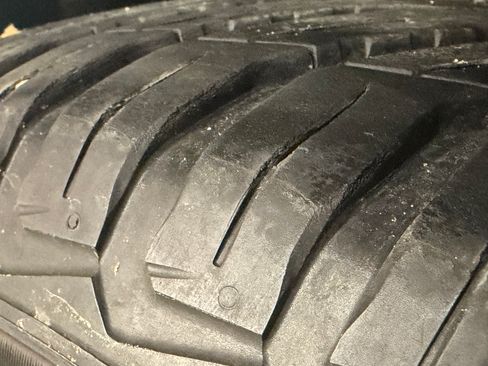 Used 2016 Volkswagen Touareg TDI image 26