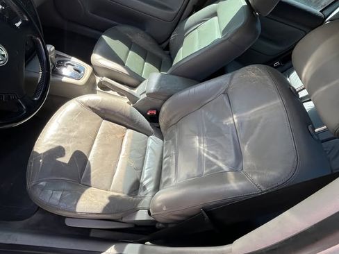 Used 2004 Volkswagen Passat GLS image 9