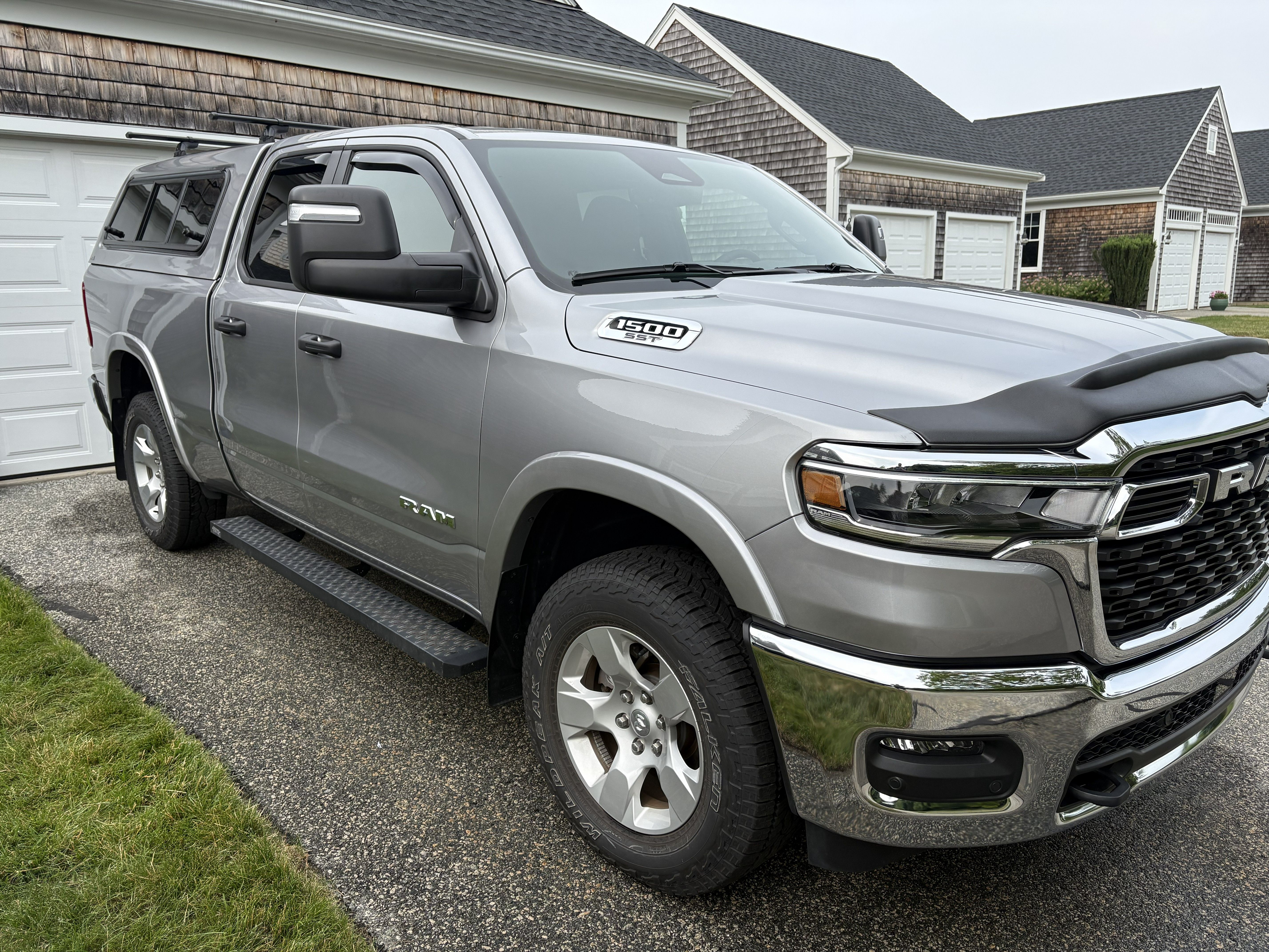 Used 2025 RAM 1500 Big Horn AWD/4WD image 2