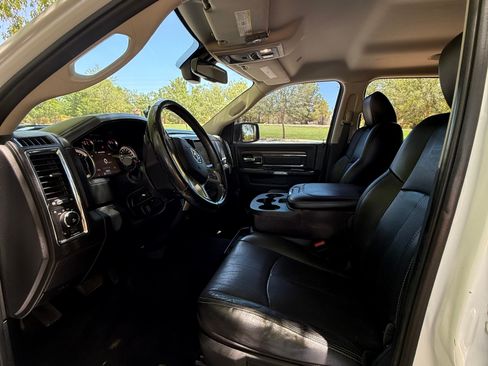 Used 2018 RAM 1500 Laramie image 14