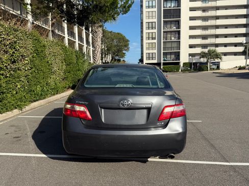 Used 2009 Toyota Camry XLE image 4