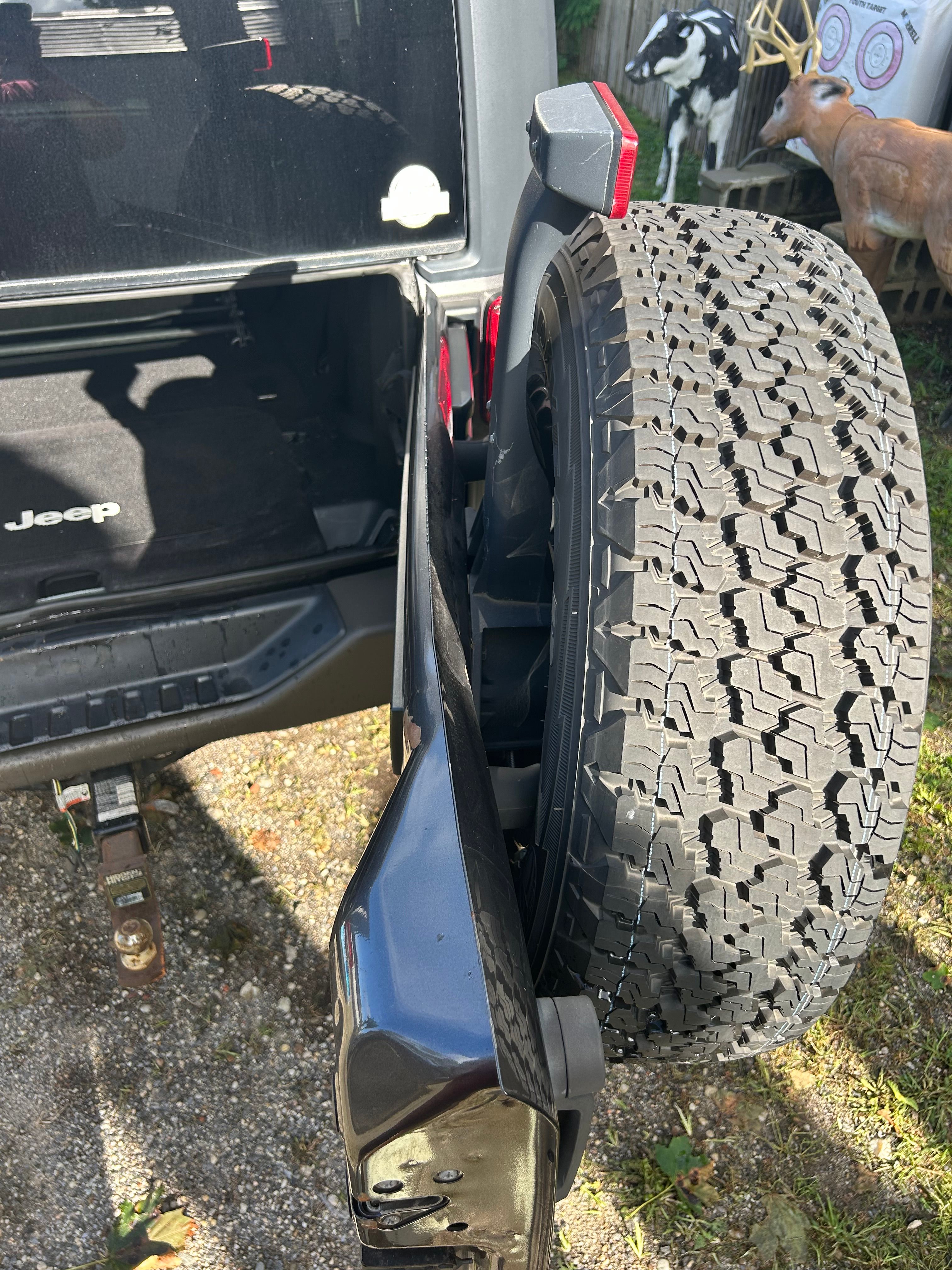 Used 2016 Jeep Wrangler Sahara AWD/4WD image 21