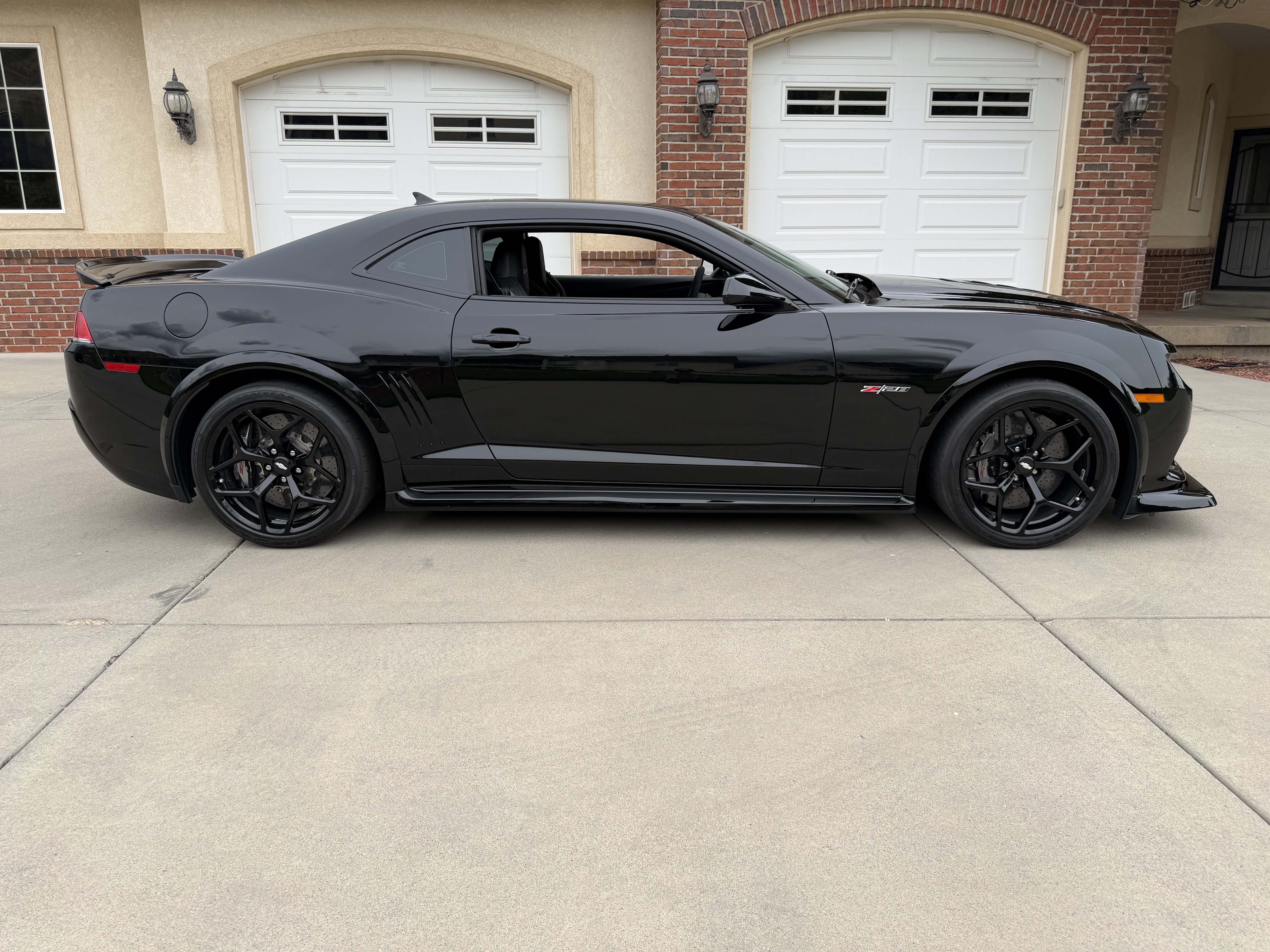 Used 2014 Chevrolet Camaro Z/28 RWD image 6