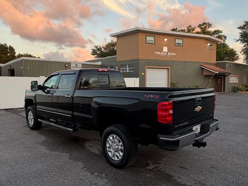 Used 2019 Chevrolet Silverado 3500 LTZ AWD/4WD image 11