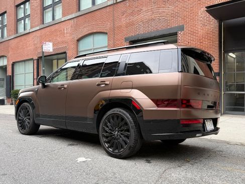 Used 2024 Hyundai Santa Fe Calligraphy image 11