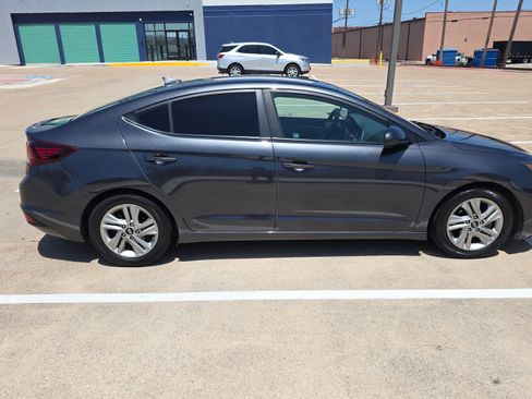 Used 2020 Hyundai Elantra SEL w/ Cargo Package (C1) FWD image 5