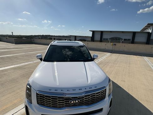 Used 2021 Kia Telluride SX w/ SX Prestige Package AWD/4WD image 8